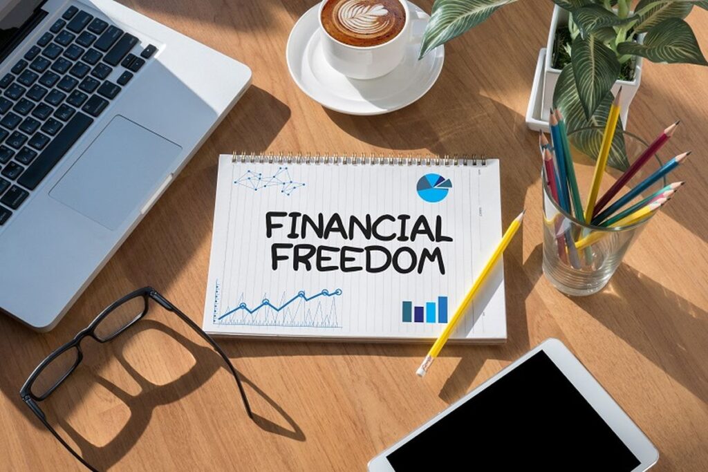 apa itu merdeka finansial atau financial freedom? Bagaimana cara mencapainya?