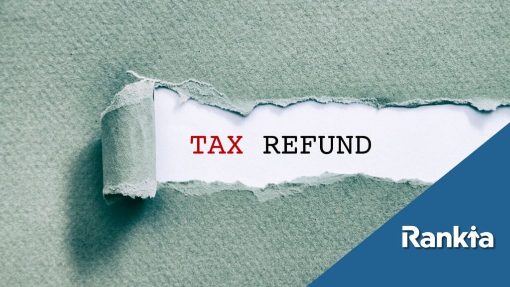 Tax refund adalah pengembalian pajak dari produk yang dibeli oleh turis asing