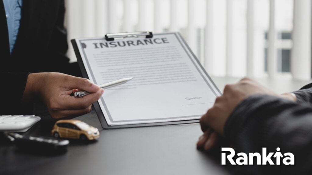 Asuransi adalah sarana untuk melindungi diri dari risiko di masa depan