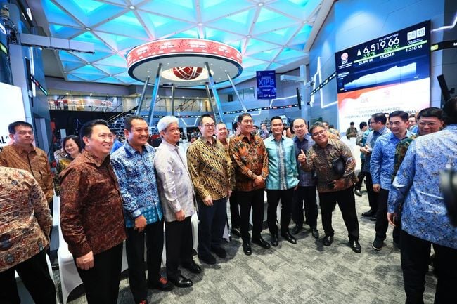 pelaku pasar modal adalah