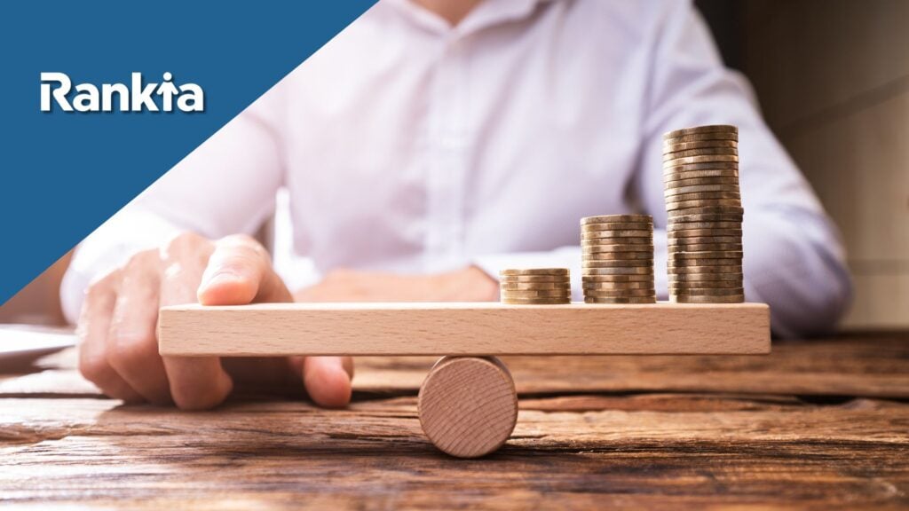 Financial leverage adalah sistem pinjaman untuk menggandakan modal Anda dalam membeli aset investasi