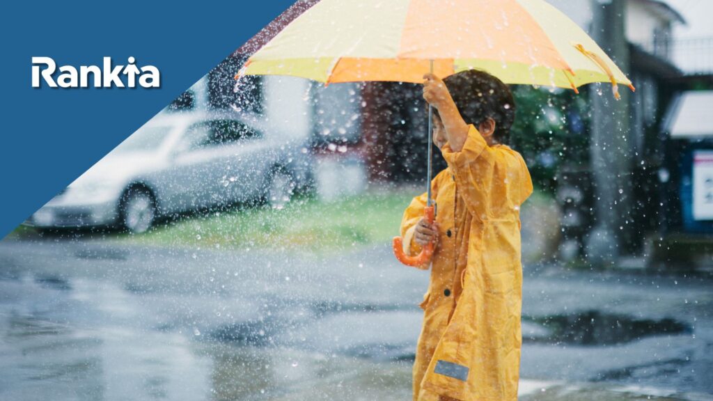 Melakukan investasi masa depan anak untuk mempersiapkan masa depan.