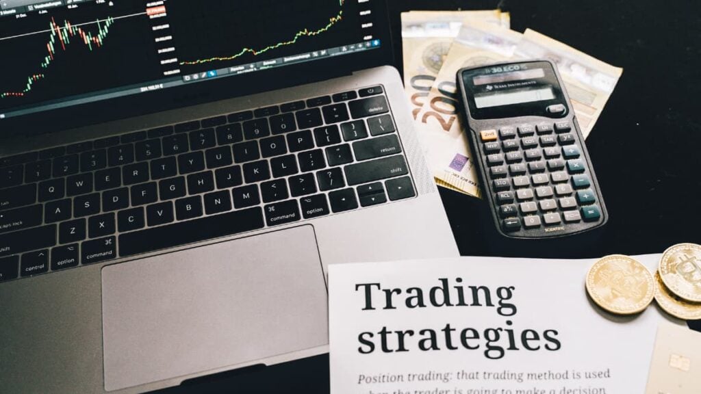 Strategi trading terbaik untuk trader pemula dan berpengalaman