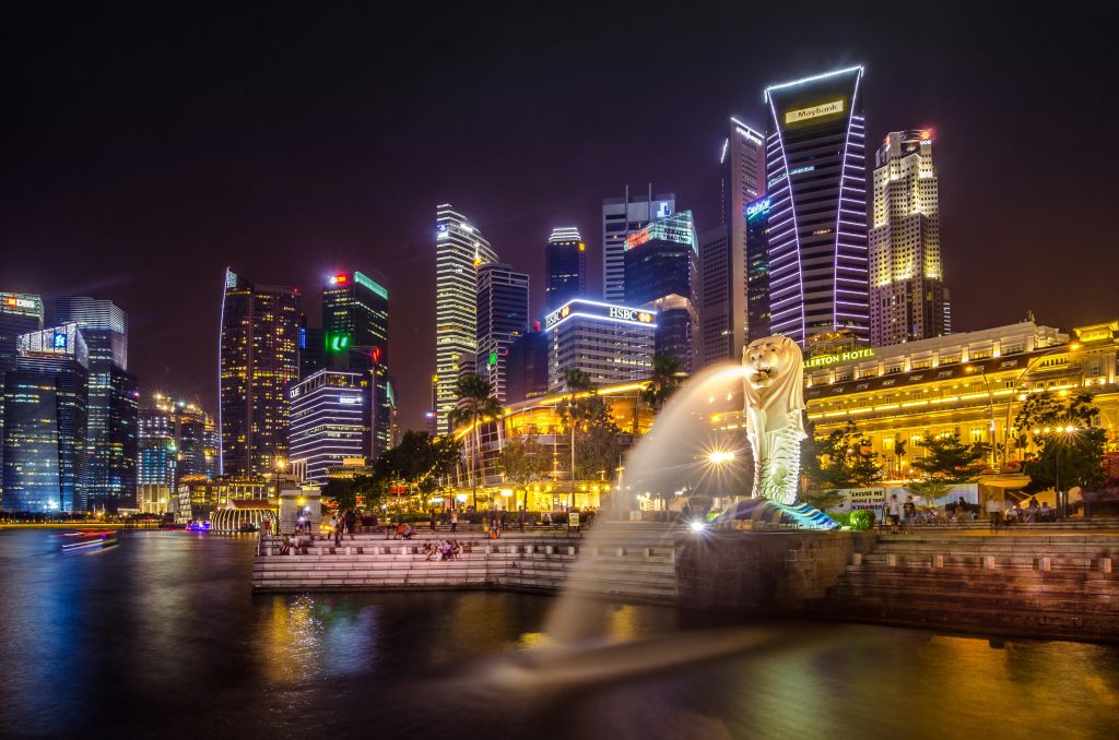 broker terbaik indonesia saham international